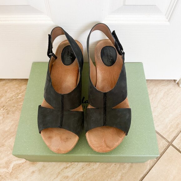 Clarks Women's Caslynn Shae Nubuck Leather Wedge Sandal Black Brown Size 9 M - Picture 6 of 7